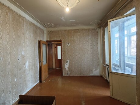 2 otaqlı köhnə tikili - Bakıxanov q. - 60 m²