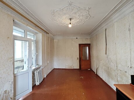 2 otaqlı köhnə tikili - Bakıxanov q. - 60 m²