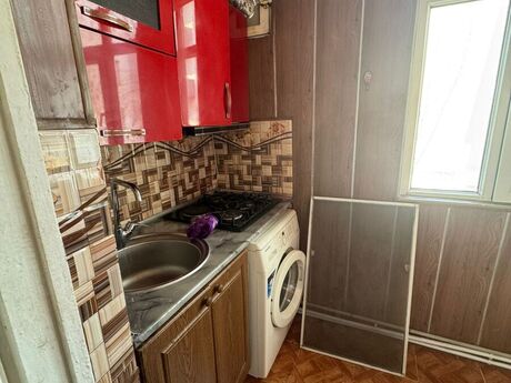 3 otaqlı köhnə tikili - Memar Əcəmi m. - 55 m²