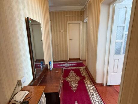 4 otaqlı köhnə tikili - Avtovağzal m. - 70 m²