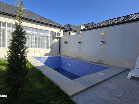 4 otaqlı həyət evi/bağ evi - Şüvəlan q. - 200 m²