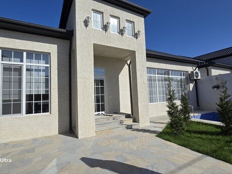 4 otaqlı həyət evi/bağ evi - Şüvəlan q. - 200 m²