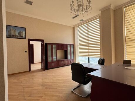 5 otaqlı ofis - 28 May m. - 200 m²