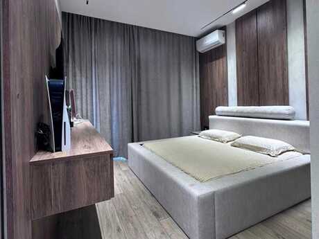 3 otaqlı yeni tikili - 8 Noyabr m. - 110 m²