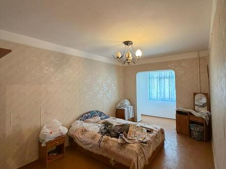 4 otaqlı köhnə tikili - İnşaatçılar m. - 117 m²