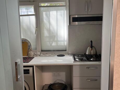 2 otaqlı köhnə tikili - Yasamal r. - 46 m²