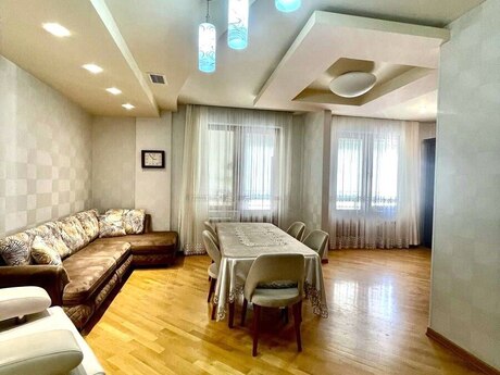 7 otaqlı yeni tikili - Gənclik m. - 300 m²