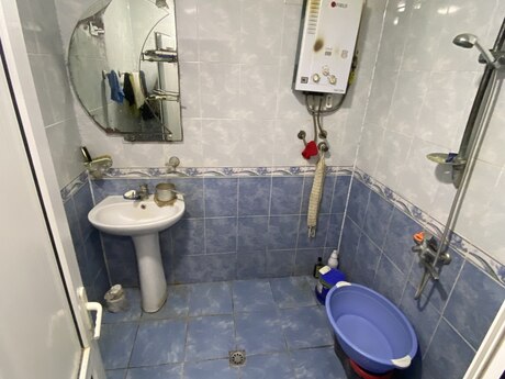 2 otaqlı köhnə tikili - Hövsan q. - 65 m²