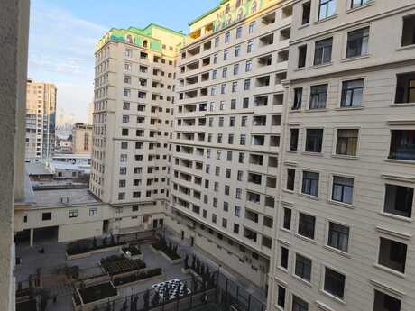 Elan №5985511 - Bakı, Nərimanov r., 3 otaqlı, 90 m², 9/16 mərtəbə