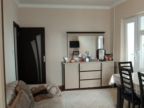 Satlr 2 otaql khn tikili 65 m, Xalqlar Dostluu m.