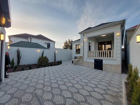 4 otaqlı həyət evi/bağ evi - Hövsan q. - 14.7 m²