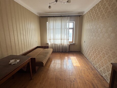3 otaqlı köhnə tikili - Həzi Aslanov m. - 73 m²