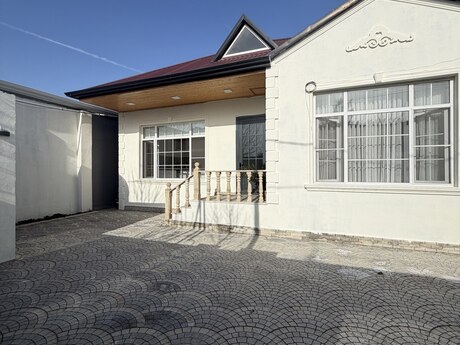 4 otaqlı həyət evi/bağ evi - Binə q. - 130 m²