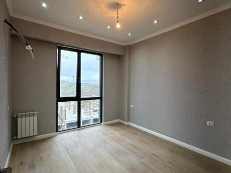 3-комн. новостройка - Ясамальский р. - 86 м²