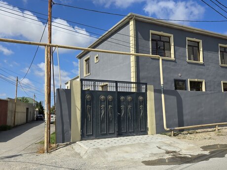 Satılır 6 otaqlı həyət evi/bağ evi 240 m², Zabrat q.