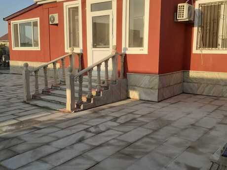 4 otaqlı həyət evi/bağ evi - Türkan q. - 160 m²