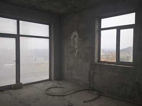Satılır 7 otaqlı həyət evi/bağ evi 440 m², Mehdiabad q.