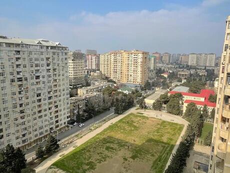 2 otaqlı yeni tikili - İnşaatçılar m. - 95 m²