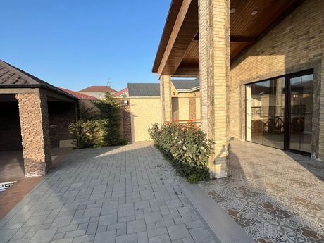 4 otaqlı həyət evi/bağ evi - Mərdəkan q. - 190 m²