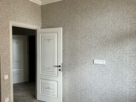 2-комн. новостройка - м. Элмляр Академиясы - 57.5 м²
