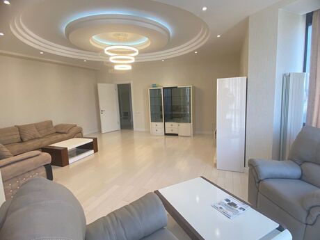 4 otaqlı yeni tikili - Nizami m. - 200 m²