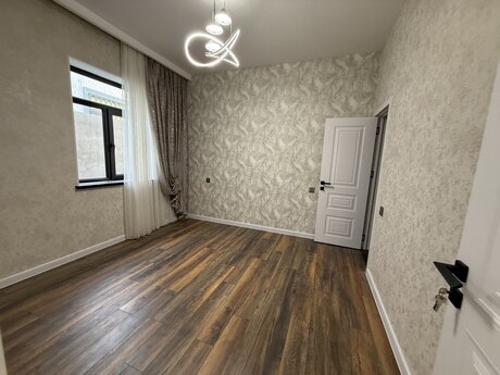 4 otaqlı həyət evi/bağ evi - Savalan q. - 120 m²