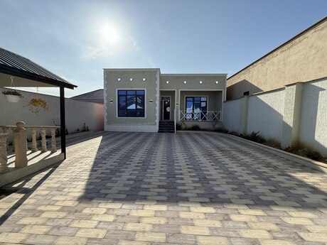 4 otaqlı həyət evi/bağ evi - Savalan q. - 120 m²