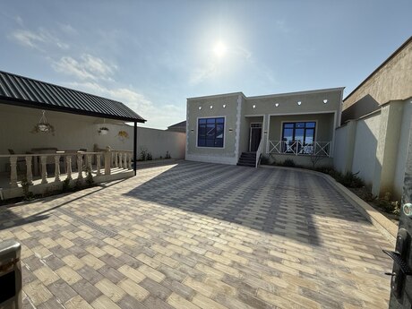 4 otaqlı həyət evi/bağ evi - Savalan q. - 120 m²