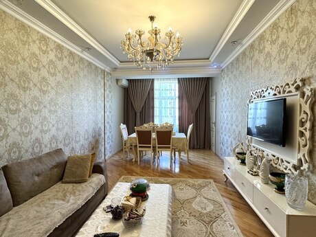 Elan №5986500 - Bakı, Əhmədli q., 3 otaqlı, 115 m², 4/15 mərtəbə
