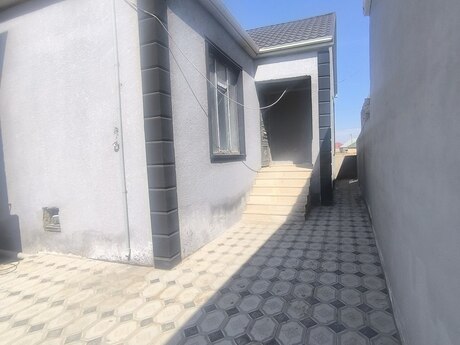 Satılır 4 otaqlı həyət evi/bağ evi 120 m², Xırdalan
