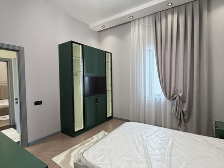 House with Garden, Villa For Sale