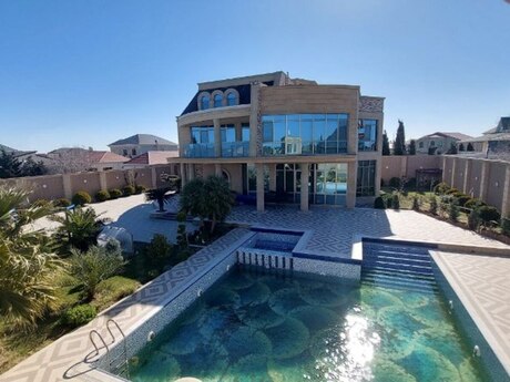 7 otaqlı həyət evi/bağ evi - Şüvəlan q. - 850 m²