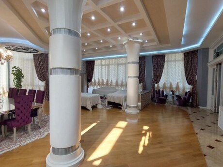 7 otaqlı həyət evi/bağ evi - Şüvəlan q. - 850 m²