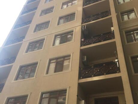 Объявление №5986983 - Баку, м. Гянджлик, 3-комн., 65 м², 9/18 этаж