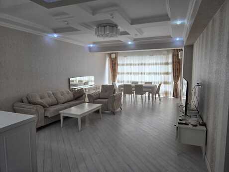 3-комн. новостройка - м. Шах Исмаил Хатаи - 110 м²
