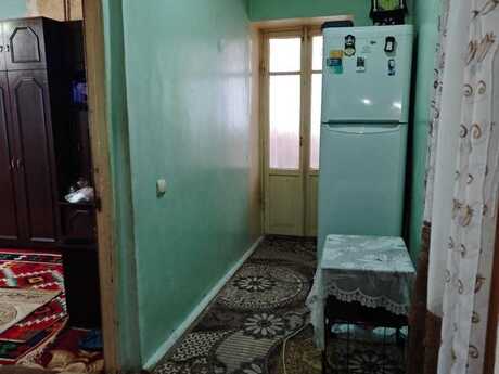 3 otaqlı köhnə tikili - Həzi Aslanov m. - 75 m²