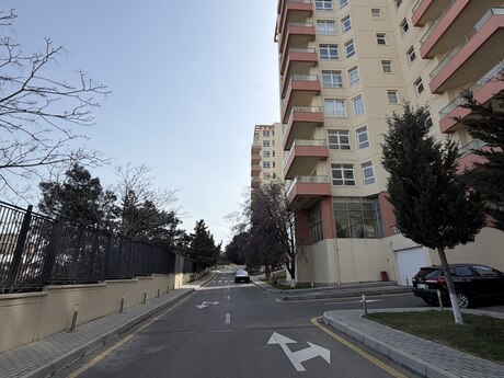 4 otaqlı yeni tikili - İçəri Şəhər m. - 214 m²