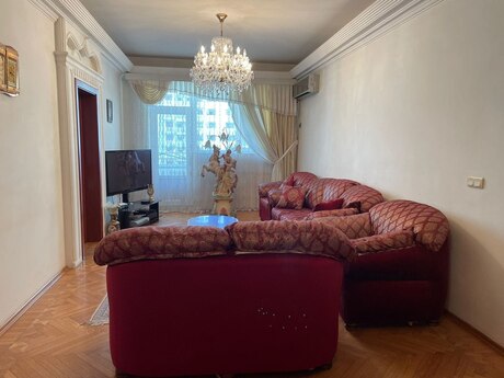 Satılır 4 otaqlı yeni tikili 140 m², Nərimanov r.