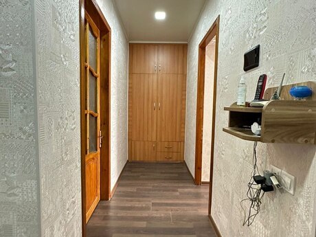 Satlr 3 otaql khn tikili 60 m, Bakxanov q.