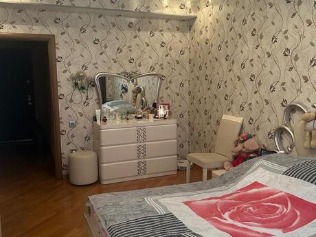 2-комн. новостройка - пос. Бакиханова - 100 м²