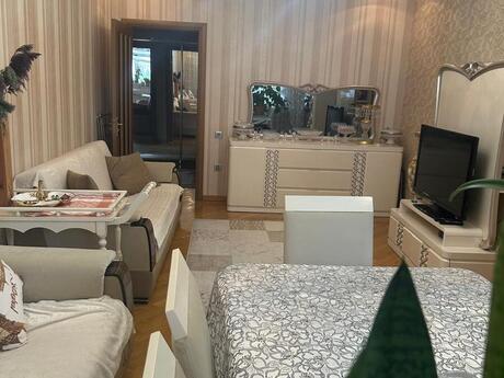 2-комн. новостройка - пос. Бакиханова - 100 м²