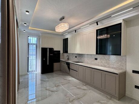 4 otaqlı yeni tikili - Elmlər Akademiyası m. - 181 m²