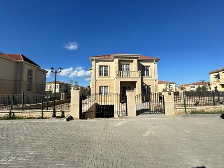 6 otaqlı həyət evi/bağ evi - Sea Breeze q. - 290 m²