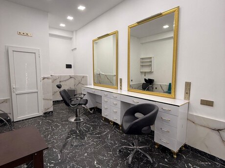 Obyekt - İnşaatçılar m. - 30 m²