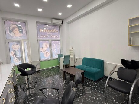 Obyekt - İnşaatçılar m. - 30 m²