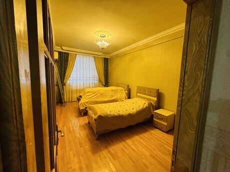 3 otaqlı yeni tikili - Xalqlar Dostluğu m. - 117 m²