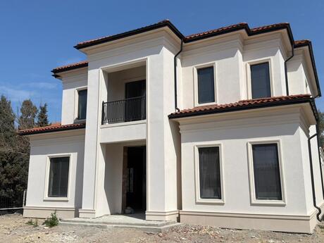 8 otaqlı həyət evi/bağ evi - Sea Breeze q. - 550 m²