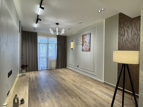 3 otaqlı yeni tikili - Xətai r. - 85 m²