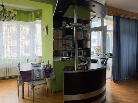 5 otaqlı yeni tikili - Nizami m. - 203 m²