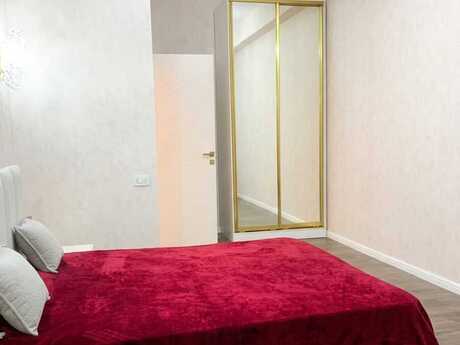 Elan №5988093 - Bakı, 28 May m., 2 otaqlı, 68 m², 2/17 mərtəbə